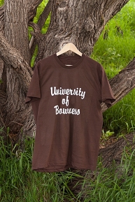 T-shirt: University of Bowness