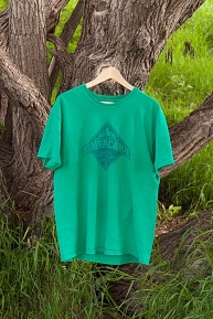 T-shirt: Beaver Canoe (Kelly Green)
