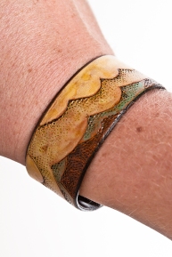Leather Bracelet: Air detail